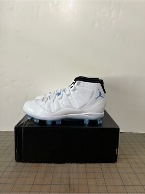 Jordan 11 Mid MCS Cleat ‘Legend Blue’